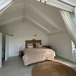 Ocean Lake Mountain View Studio